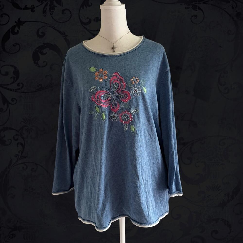 white contrast trim embroidered butterfly garden blue top